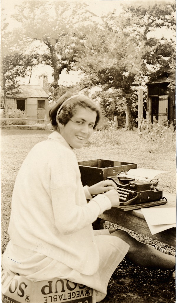 Photo of Edith Thacher Hurd